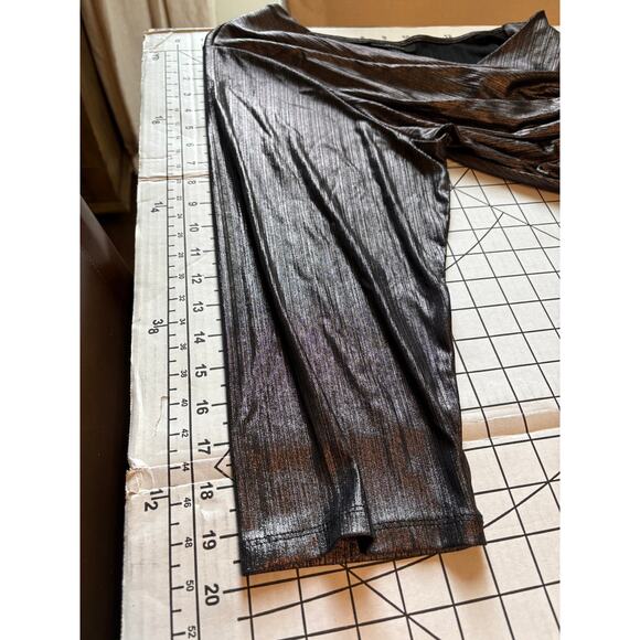 NWT Alfani Mod Shimmer Twist Front Blouse Top Shirt Metallic Gray Silver 4X - Picture 9 of 10